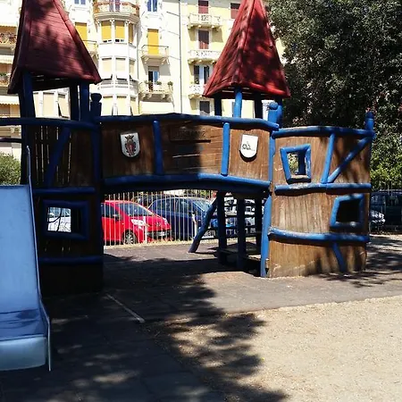 Nyaraló Savonaamare *